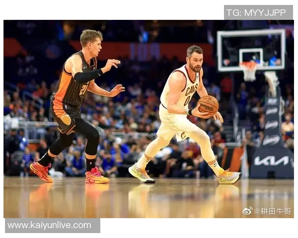 加兰半场表现虽得分可观但正向数据全为零且正负值惨淡18